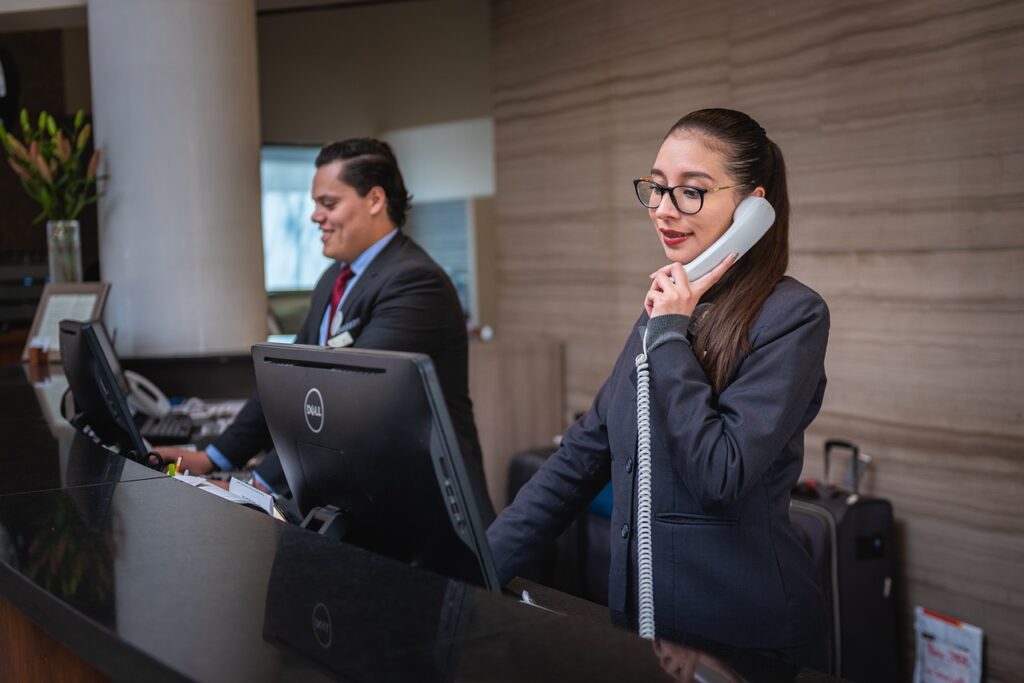 Current image: receptionists